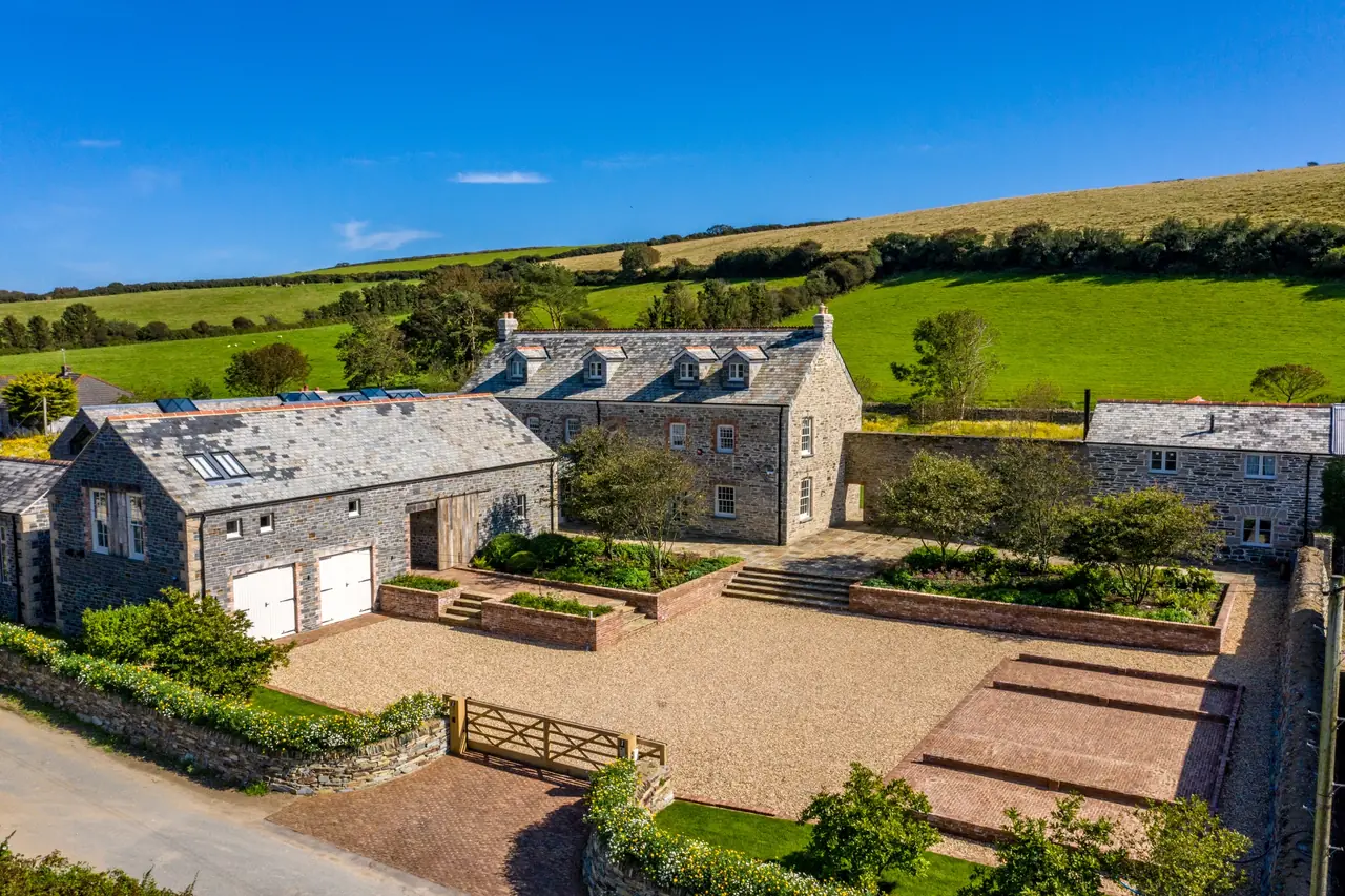 Polgreen Manor, Mawgan Porth, Cornwall — view 6